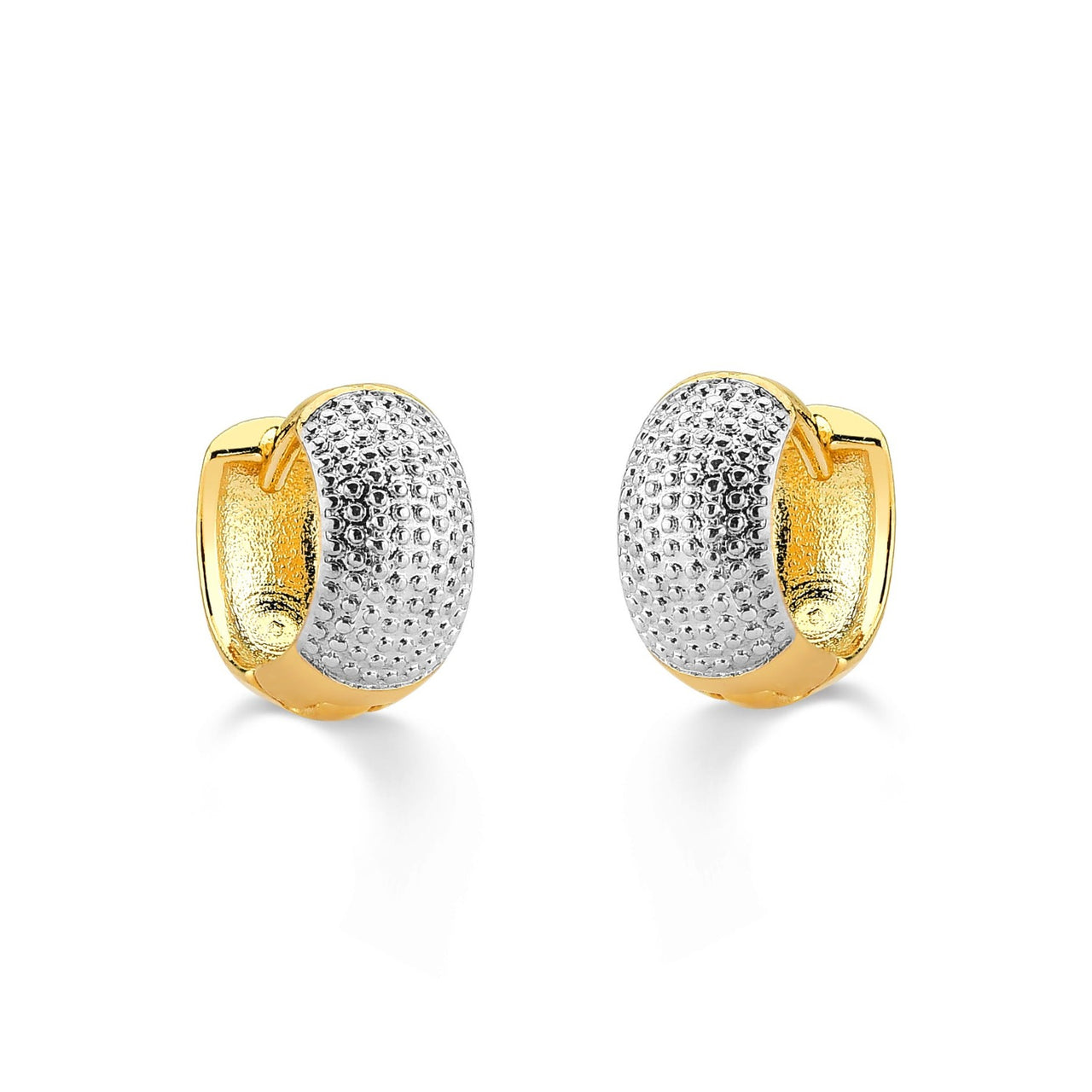 BRINCO DE ARGOLA PEQUENA LARGA FOLHEADO A OURO 18K