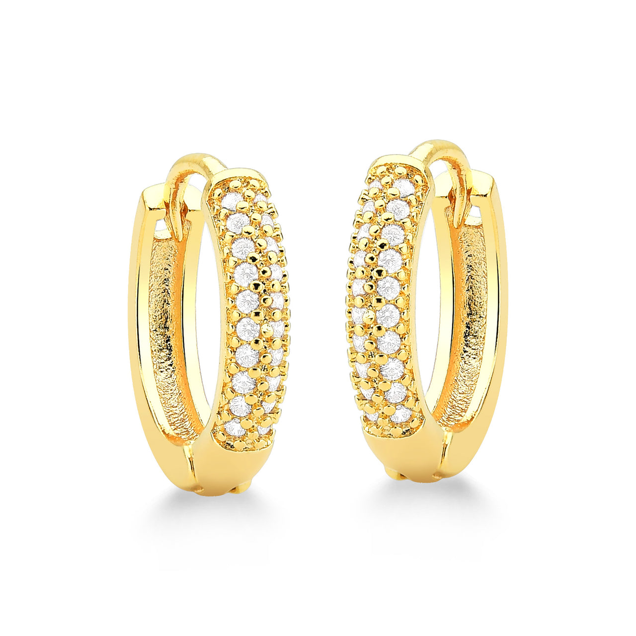 BRINCO ARGOLA CRAVEJADA G FOLHEADO A OURO 18K