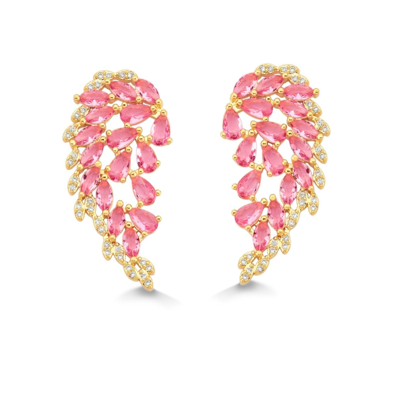 BRINCO ASAS DE ZIRCONIAS NA COR ROSA FOLHEADO A OURO 18K