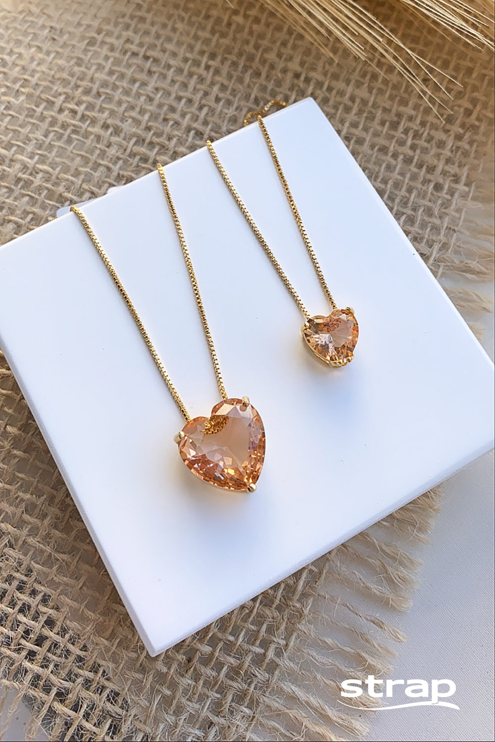 COLAR PEDRA CORAÇÃO CITRINO FOLHEADO A OURO 18K