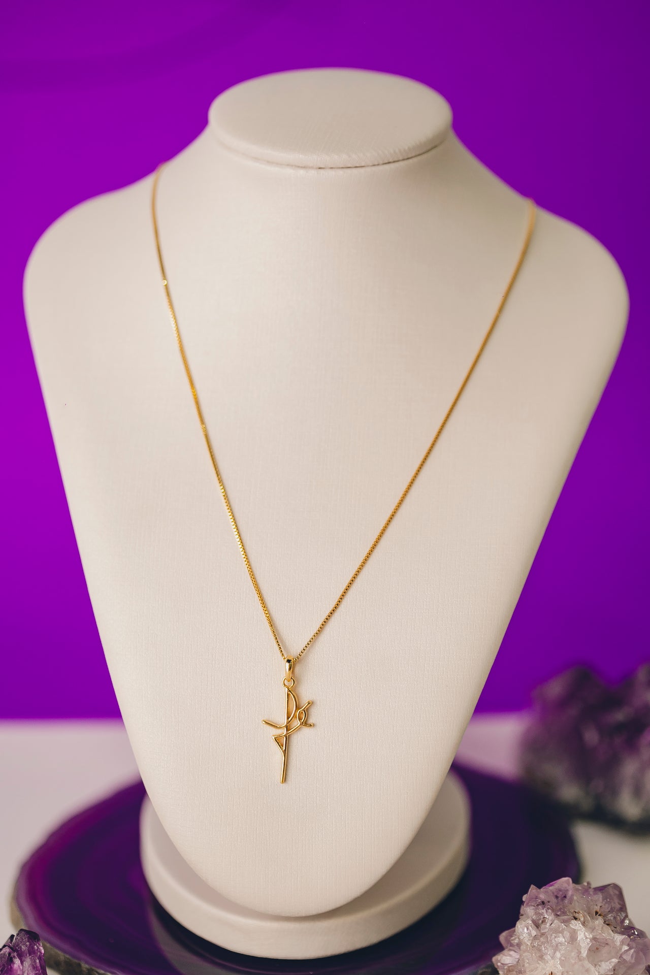 COLAR FÉ COM ZIRCÔNIA FOLHADO A OURO 18K