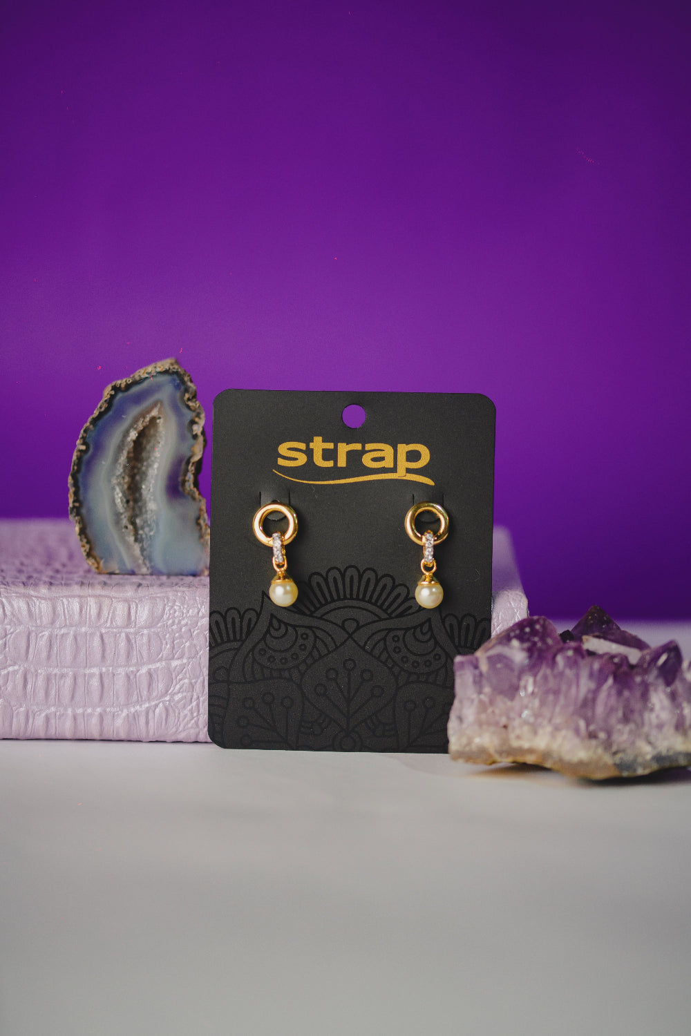 BRINCO OUTLET FOLHEADO A OURO 18K