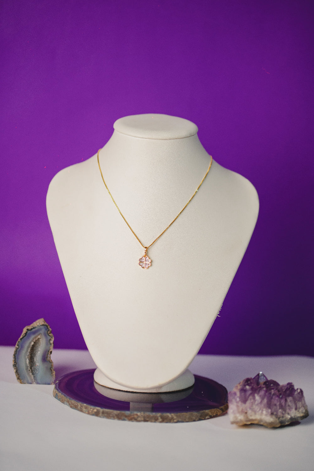COLAR OUTLET FOLHEADO A OURO 18K
