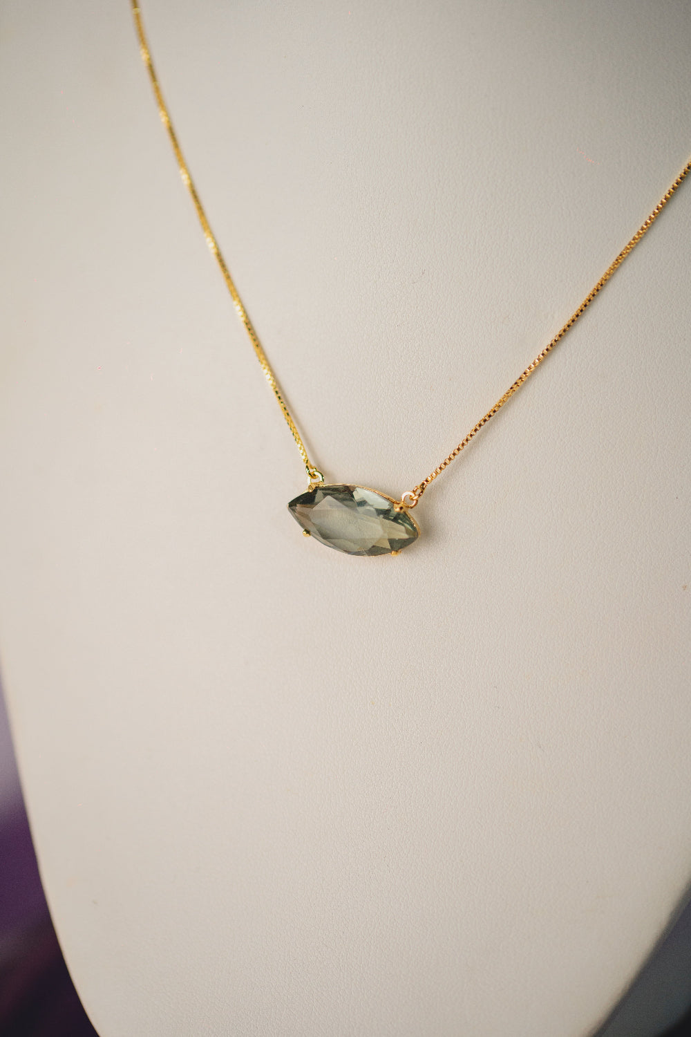COLAR OUTLET FOLHEADO A OURO 18K