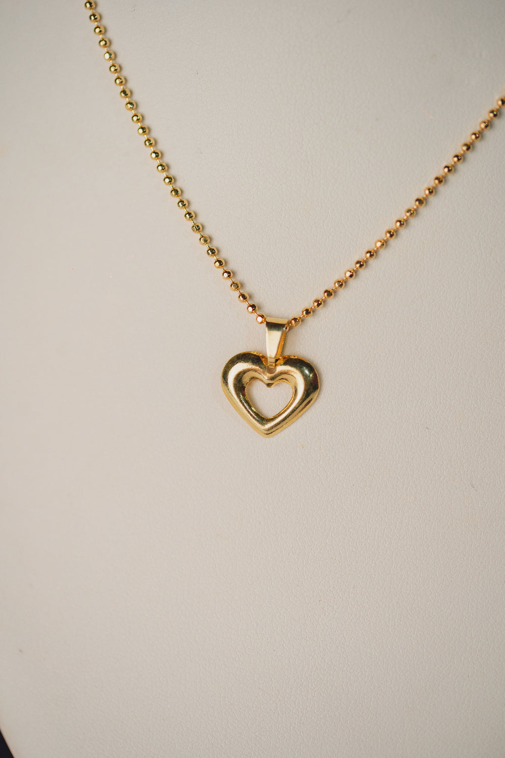 COLAR OUTLET FOLHEADO A OURO 18K