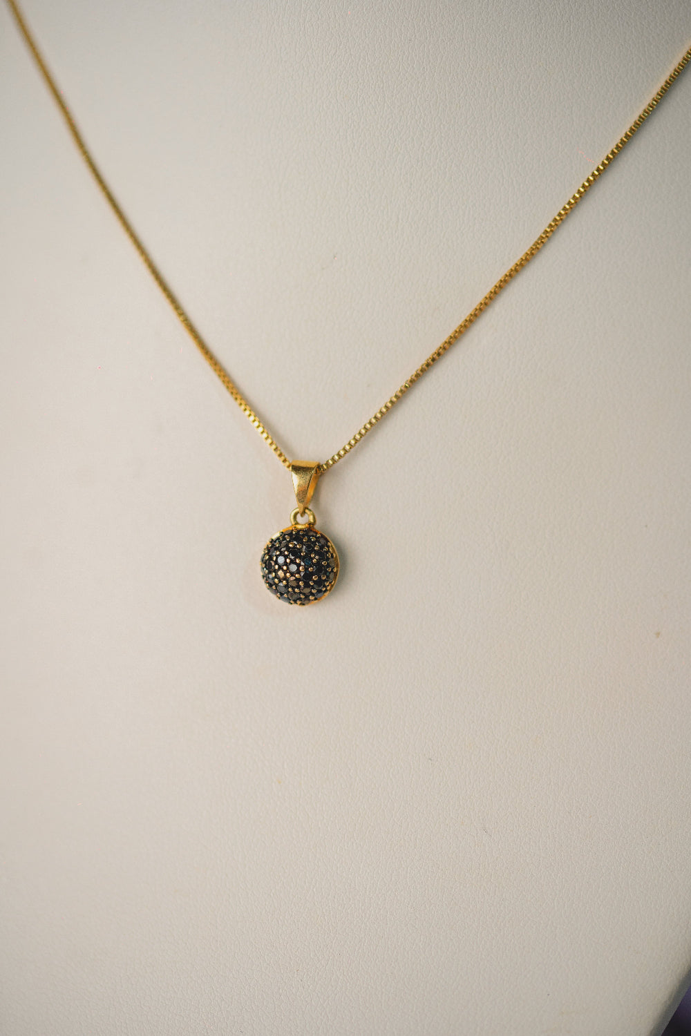 COLAR OUTLET FOLHEADO A OURO 18K