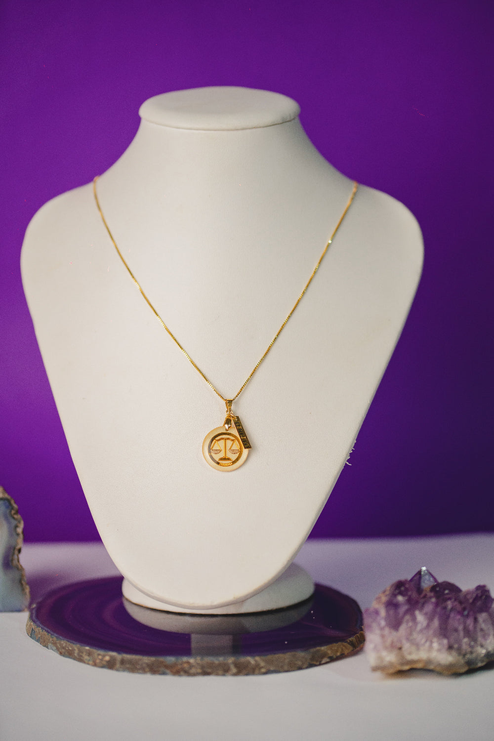 COLAR OUTLET FOLHEADO A OURO 18K
