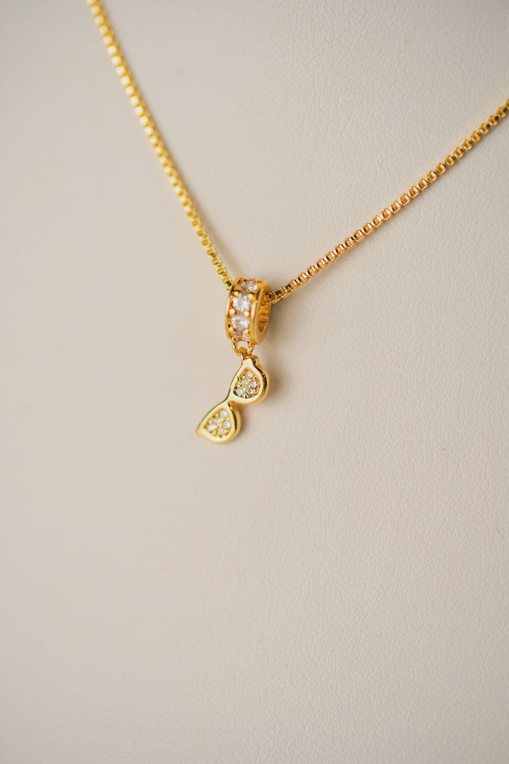 COLAR OUTLET FOLHEADO A OURO 18k