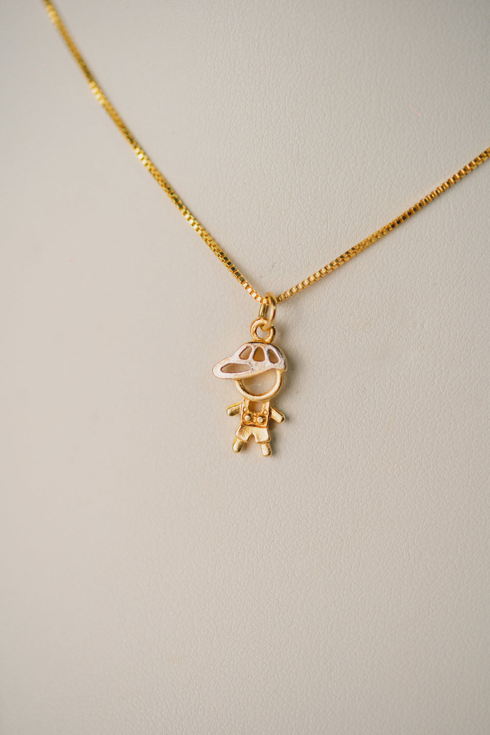 COLAR OUTLET FOLHEADO A OURO 18K