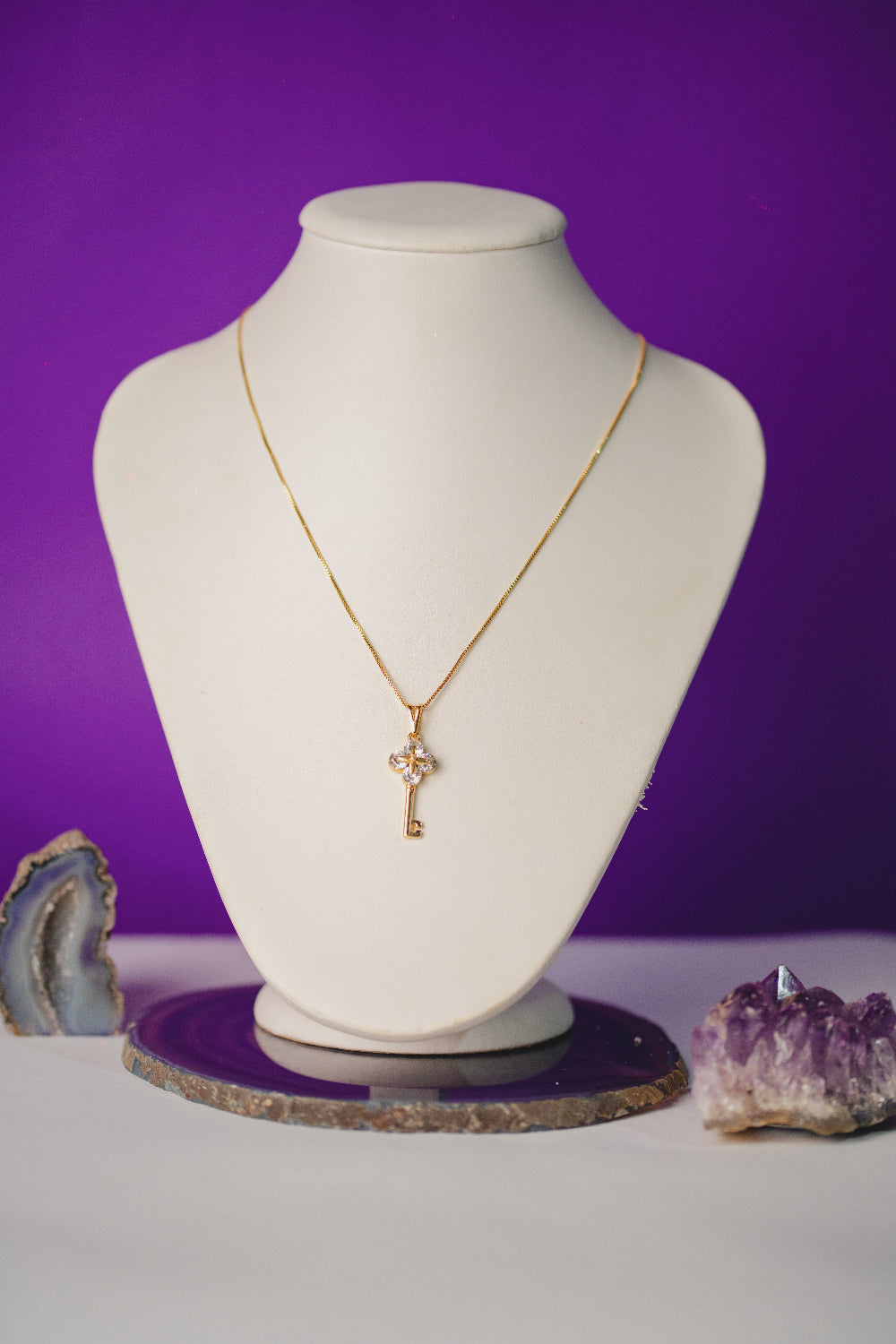 COLAR OUTLET FOLHEADO A OURO 18K