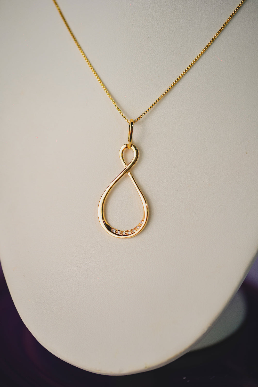 COLAR OUTLET FOLHEADO A OURO 18K