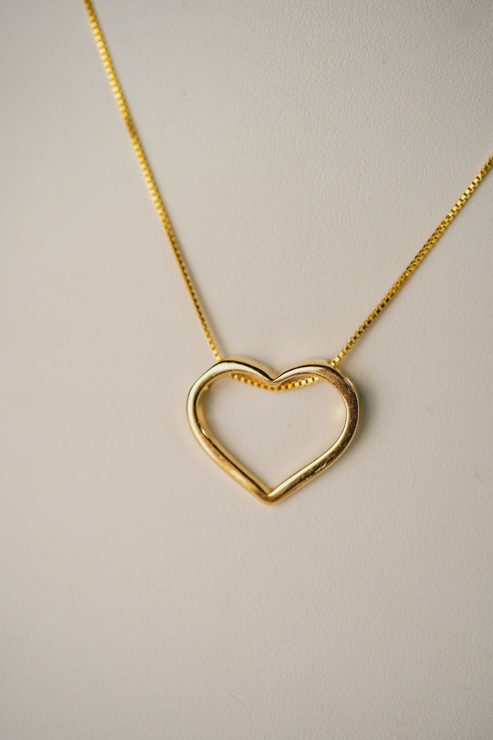COLAR OUTLET FOLHEADO A OURO 18K