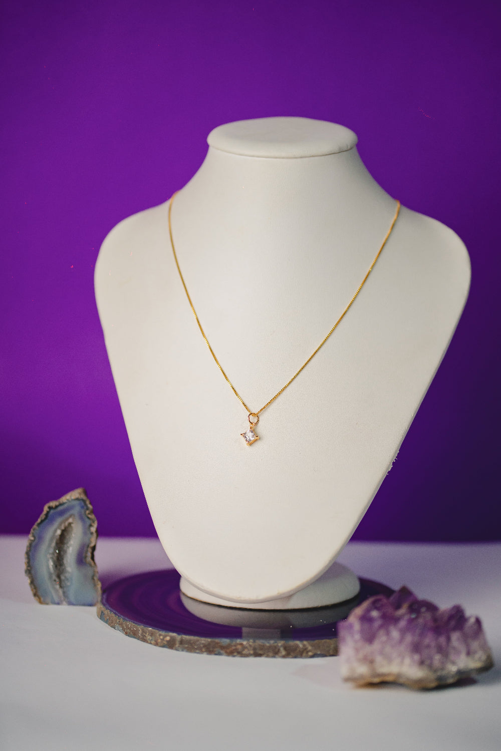 COLAR OUTLET FOLHEADO A OURO 18K