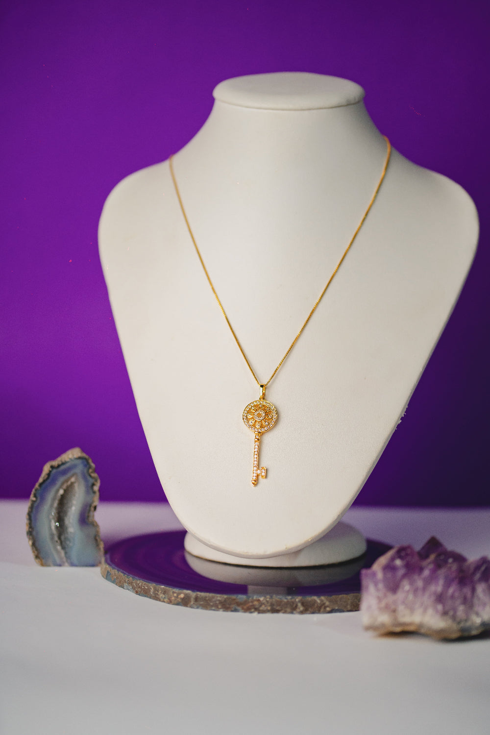 COLAR OUTLET FOLHEADO A OURO 18K