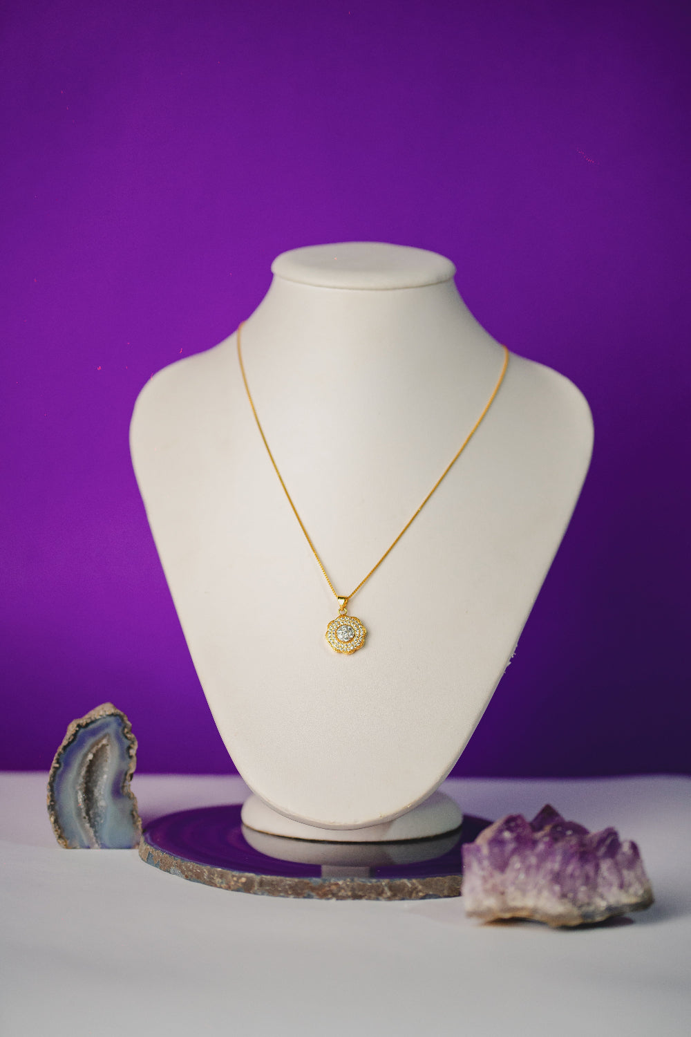 COLAR OUTLET FOLHEADO A OURO 18K