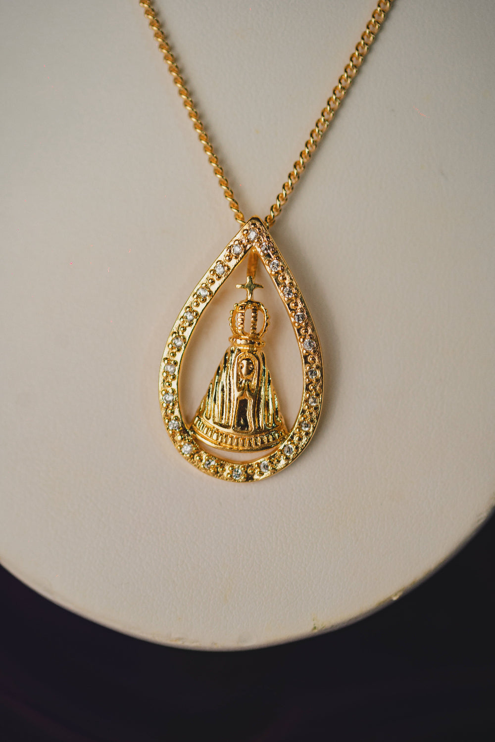 COLAR OUTLET FOLHEADO A OURO 18K
