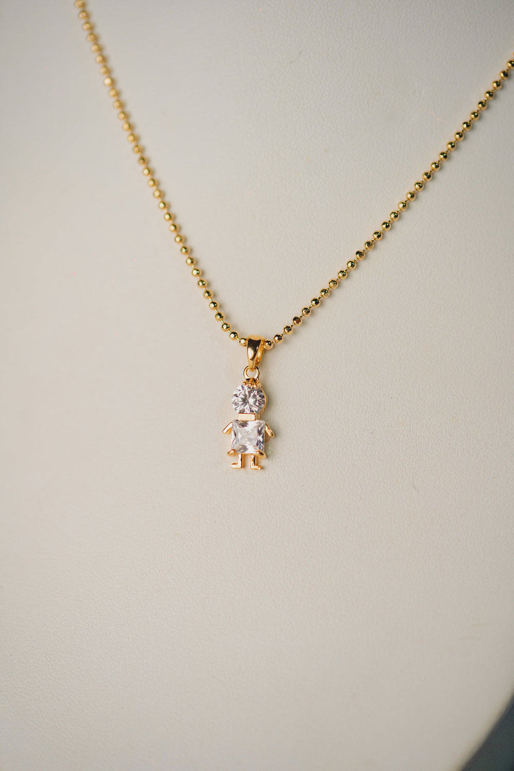COLAR OUTLET FOLHEADO A OURO 18K
