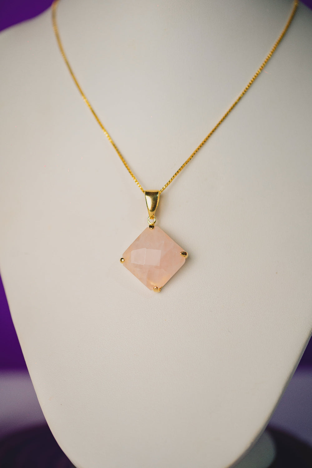 COLAR OUTLET FOLHEADO A OURO 18K