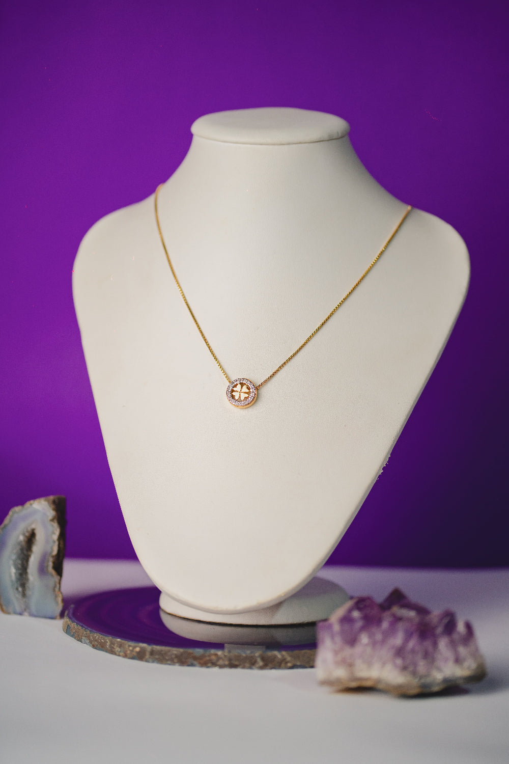 COLAR OUTLET FOLHEADO A OURO 18K