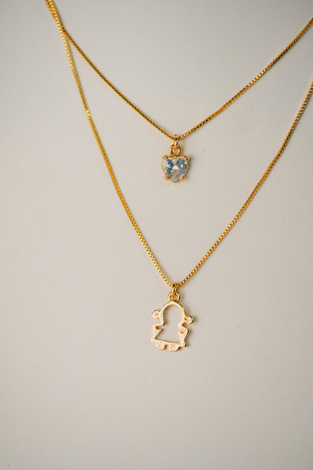 COLAR OUTLET FOLHEADO A OURO 18K