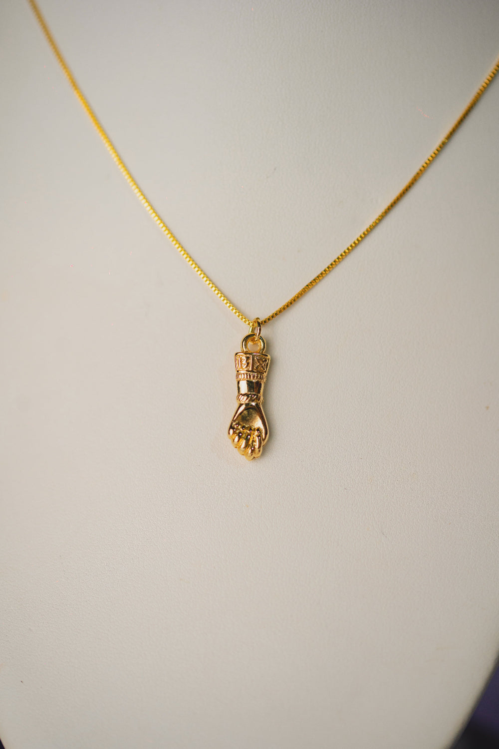 COLAR OUTLET FOLHEADO A OURO 18K