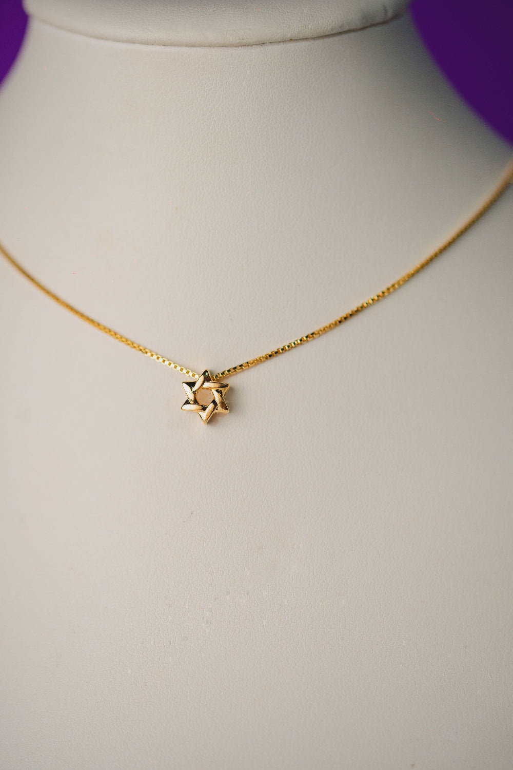 COLAR OUTLET FOLHEADO A OURO 18K