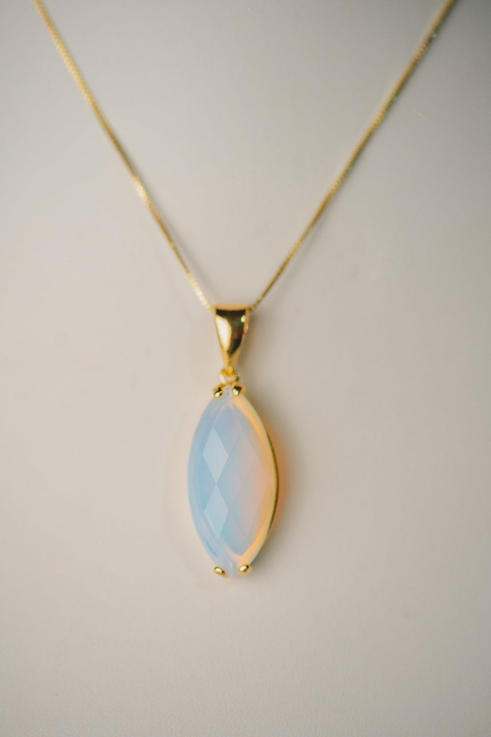 COLAR OUTLET FOLHEADO A OURO 18K