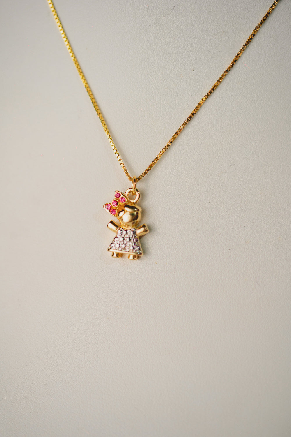 COLAR OUTLET FOLHEADO A OURO 18K