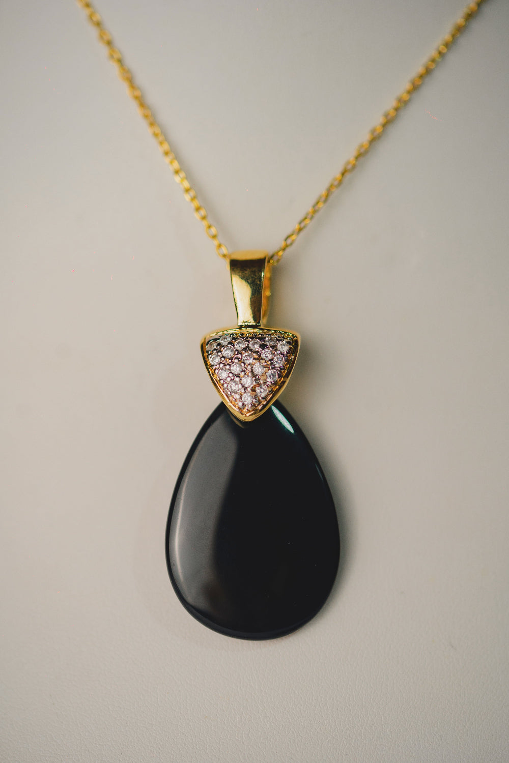 COLAR OUTLET FOLHEADO A OURO 18K