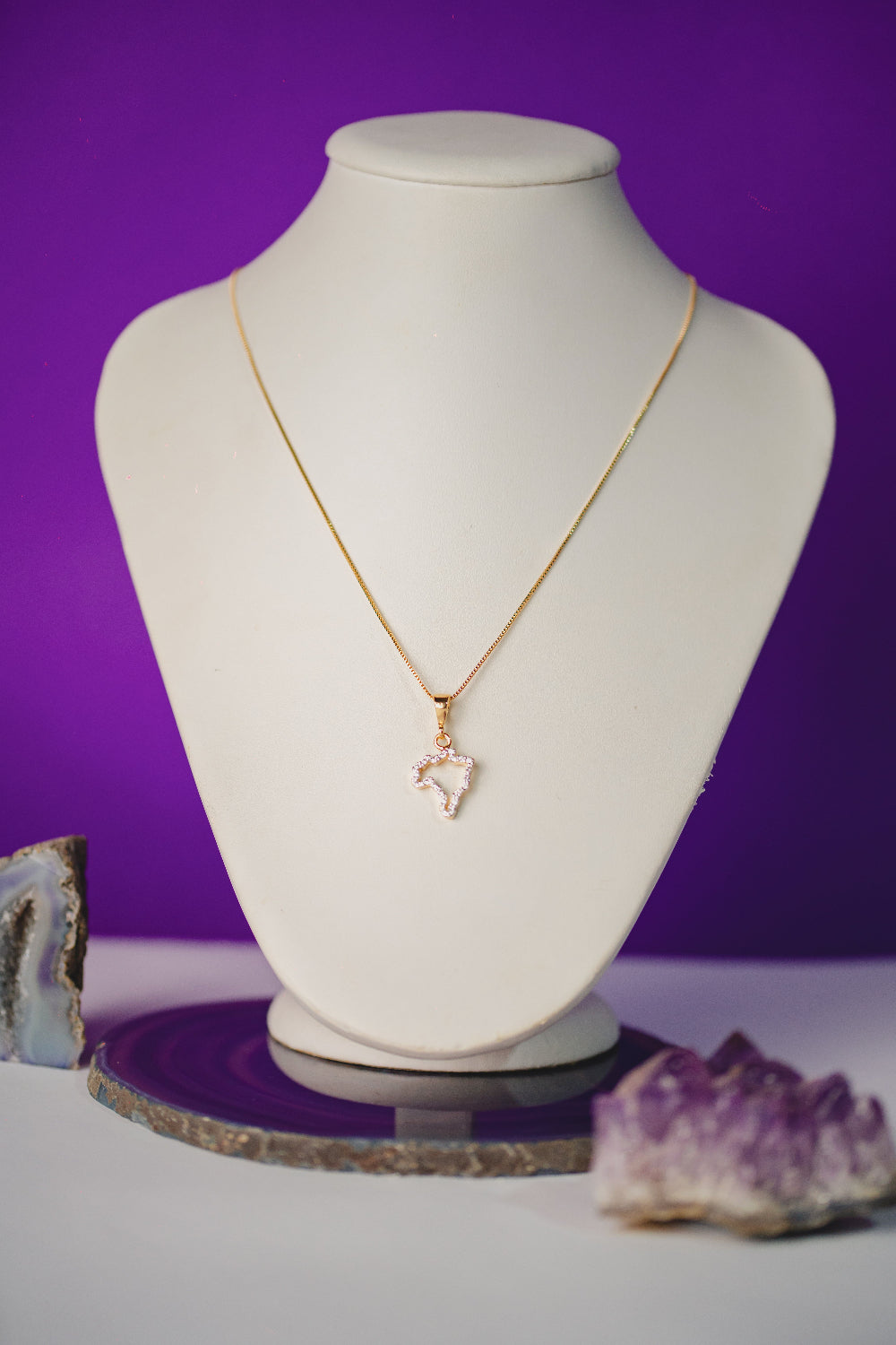 COLAR OUTLET FOLHEADO A OURO 18K