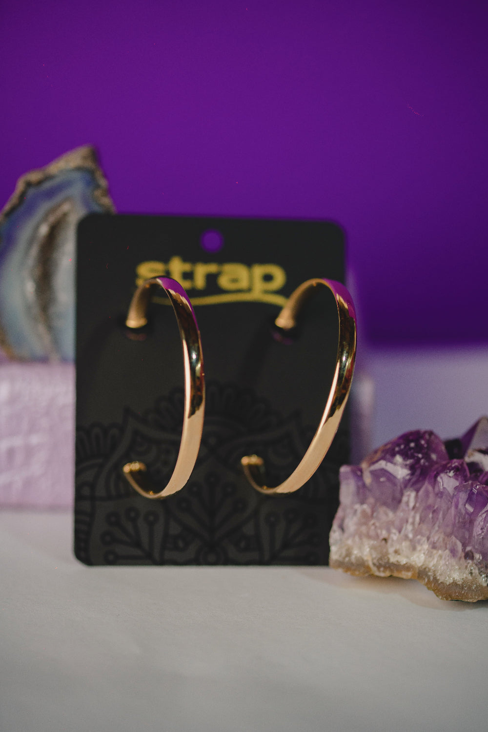 BRINCO OUTLET FOLHEADO A OURO 18K