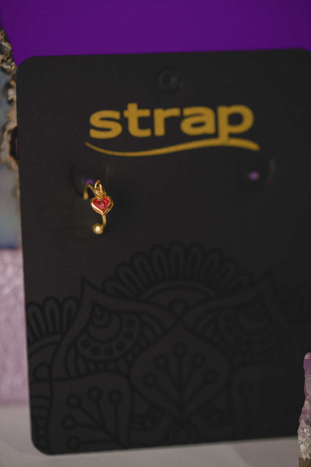 PIERCING OUTLET FOLHEADO A OURO 18K