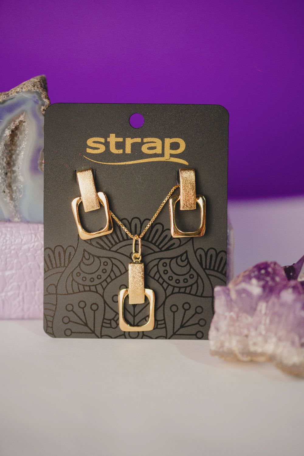 CONJUNTO OUTLET FOLHEADO A OURO 18K