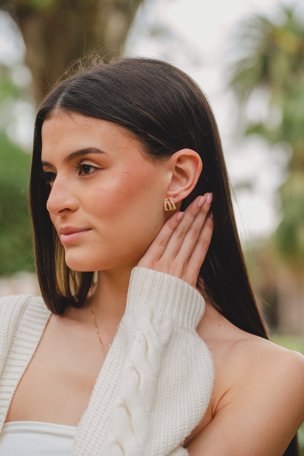 BRINCO TRÊS LINHAS COM ZIRCÔNIAS FOLHEADO A OURO 18K