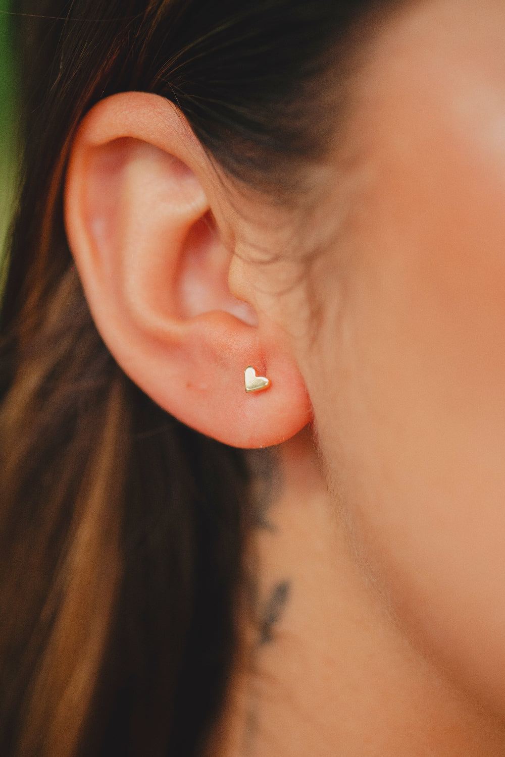 BRINCO CORAÇÃO LISO P FOLHEADO A OURO 18K