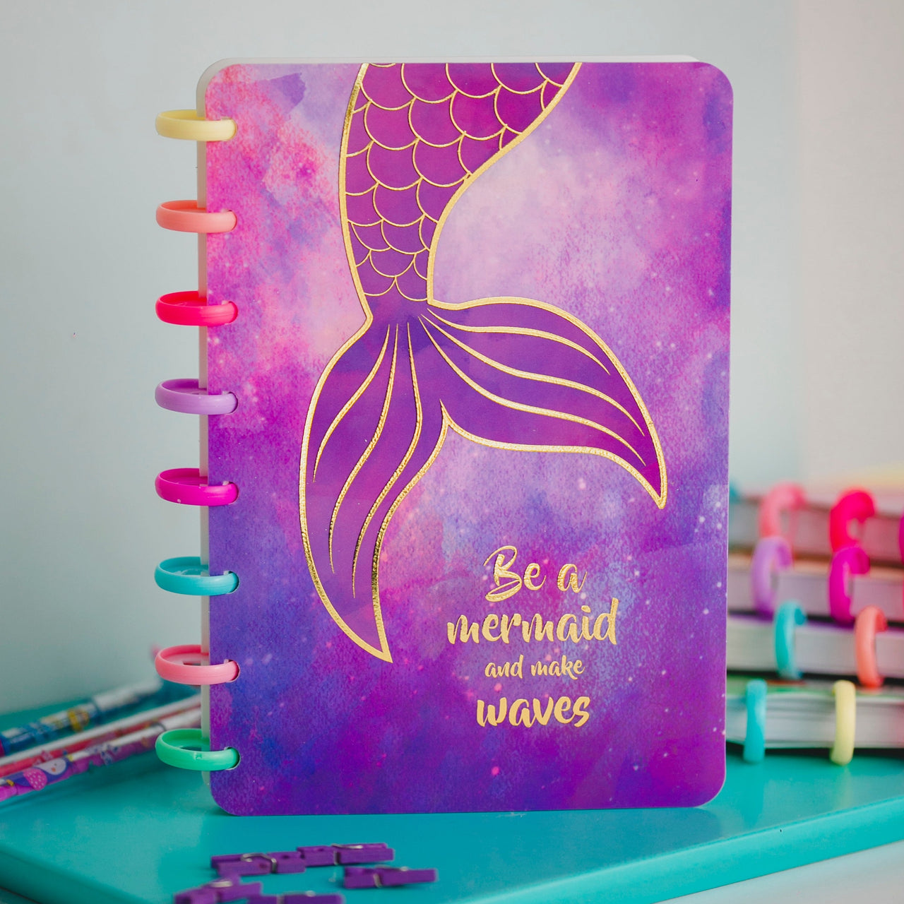 CADERNO DE ARGOLA SEREIA OI FOFA