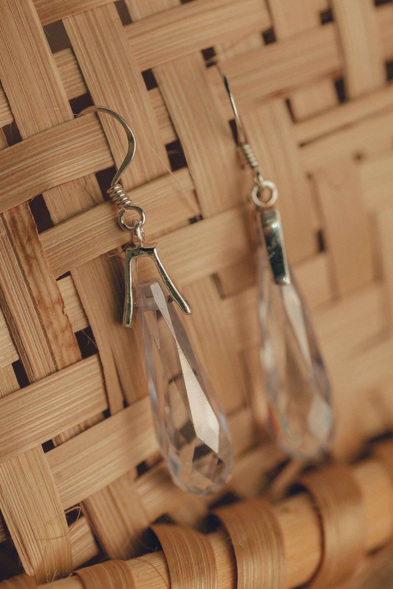 BRINCO DE PRATA GOTA PEDRA