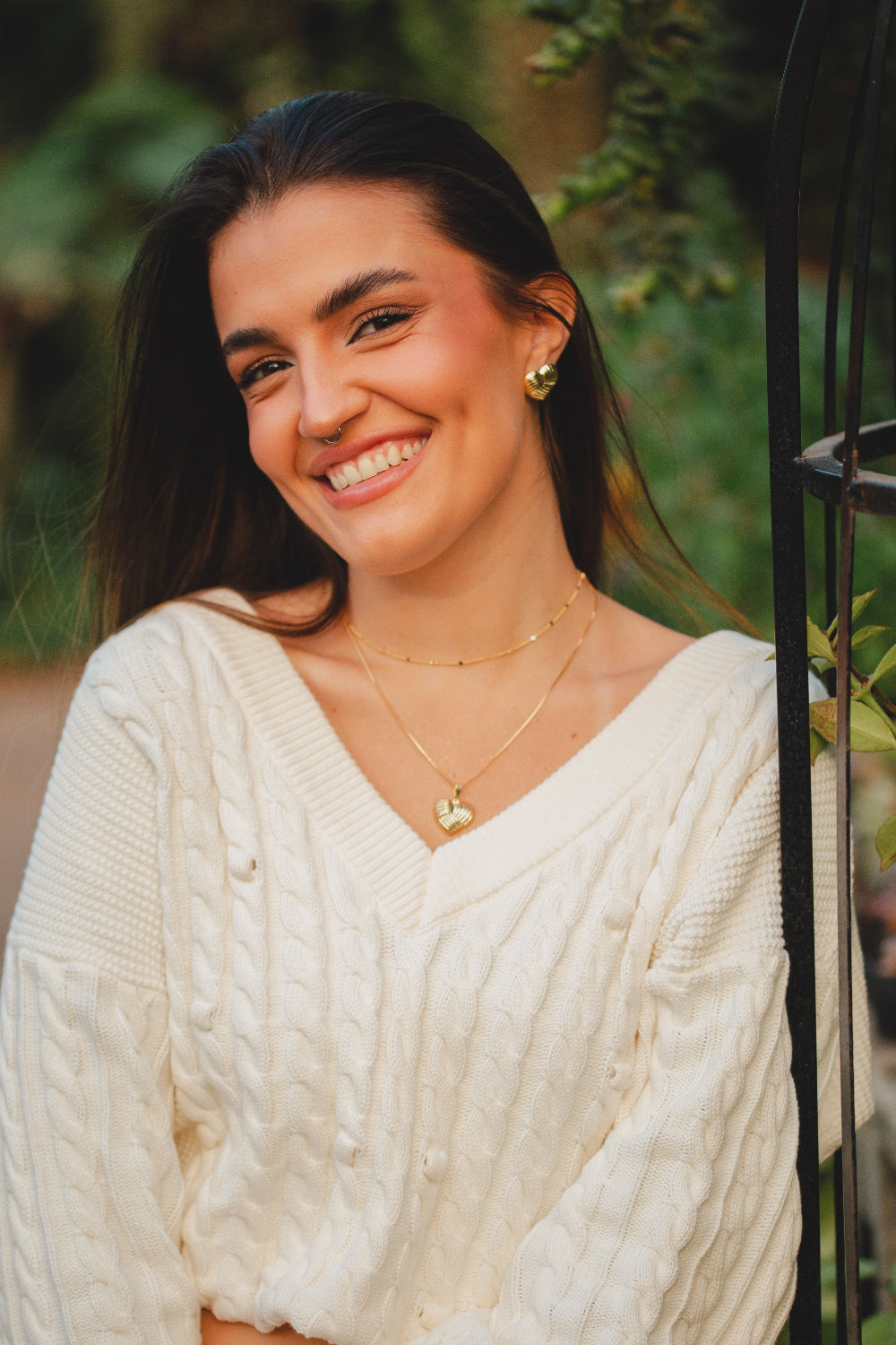 COLAR COM PINGENTE DE CORAÇÃO TEXTURIZADO FOLHEADO A OURO 18K