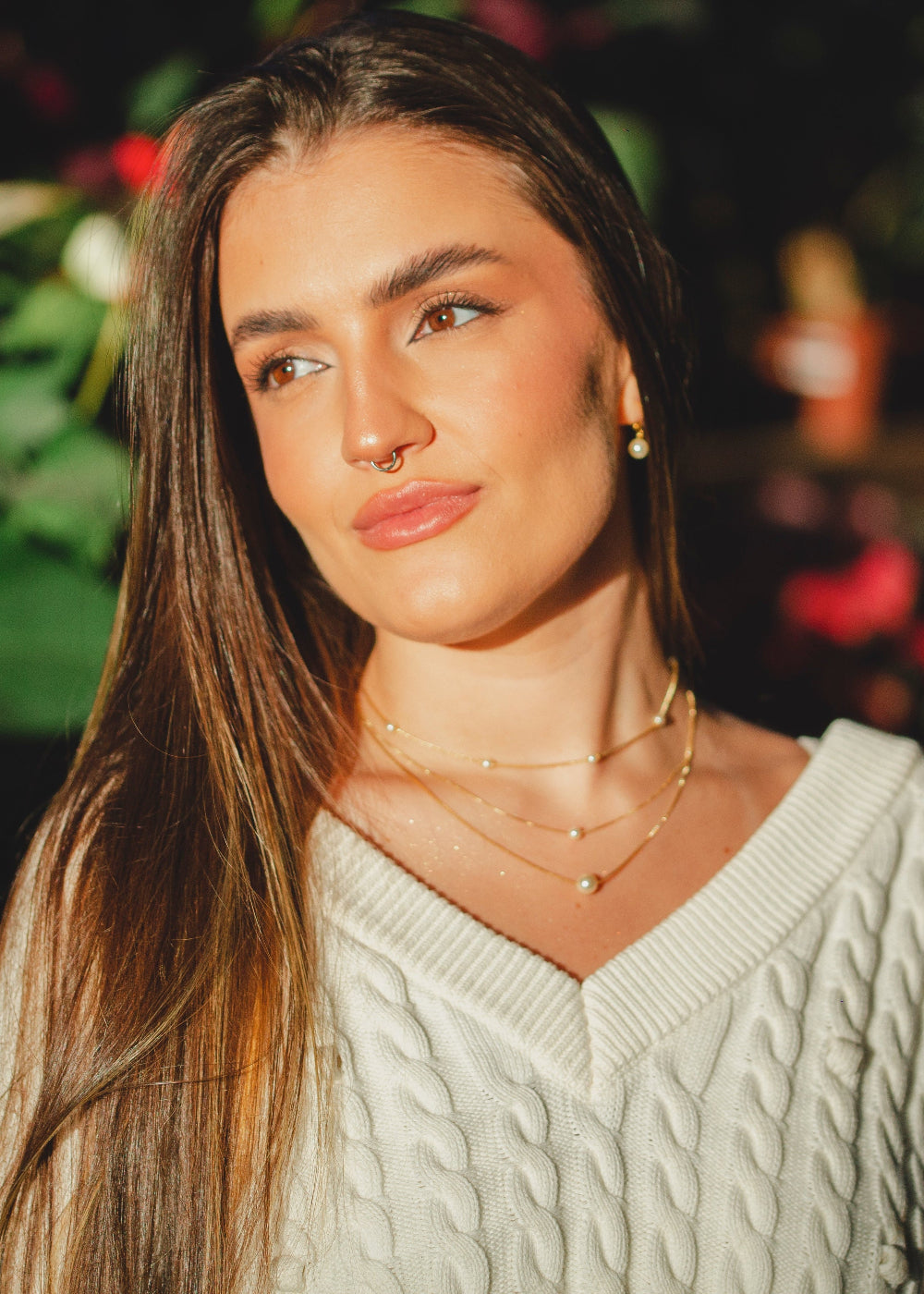 COLAR GARGANTILHA COM MINI PEROLA FOLHEADO A OURO 18K
