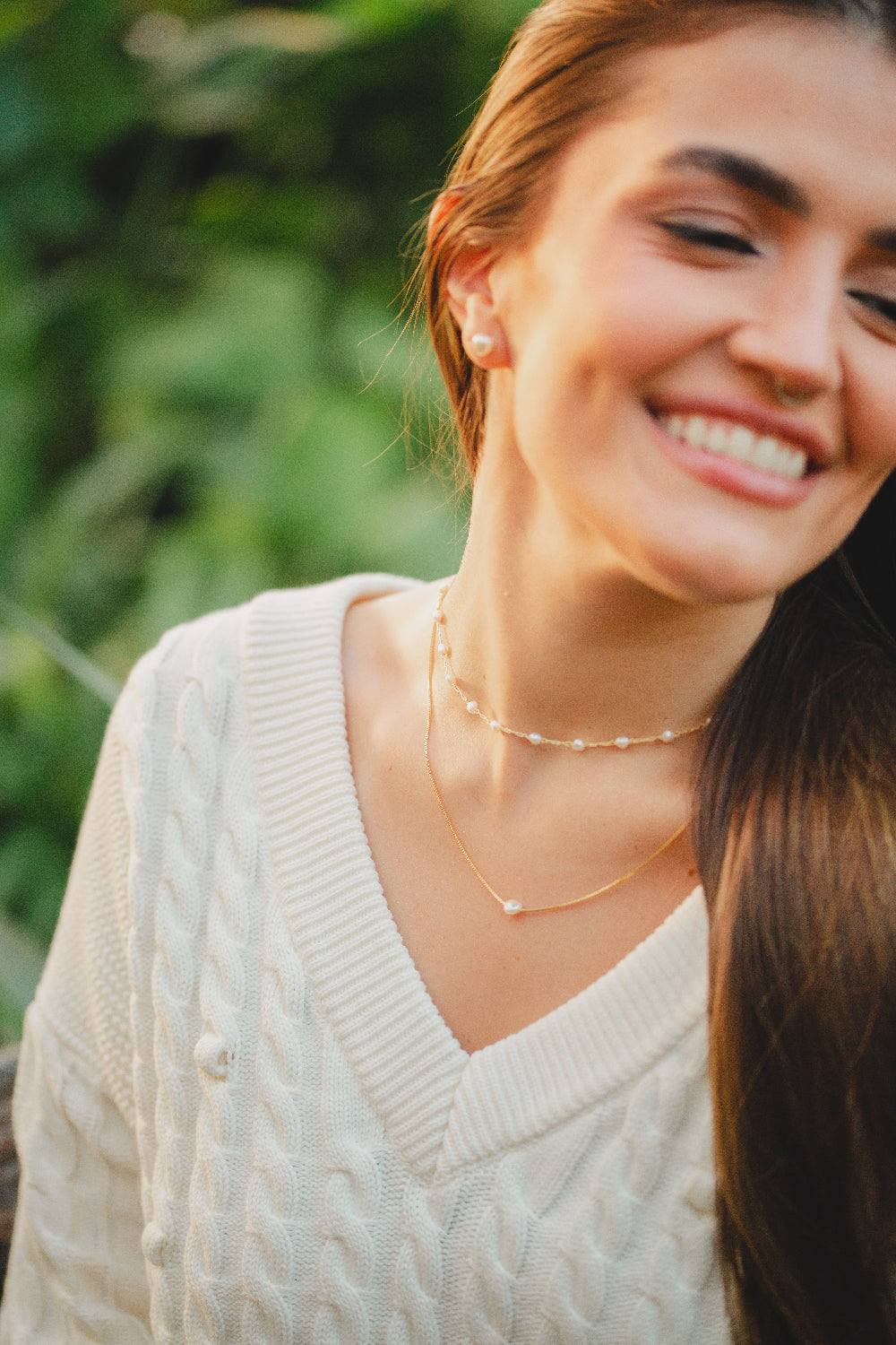 COLAR COM MINI CORAÇÃO PEROLADO FOLHEADO A OURO 18K