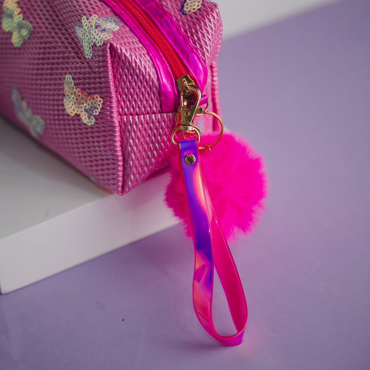NECESSAIRE BORBOLETA OI FOFA