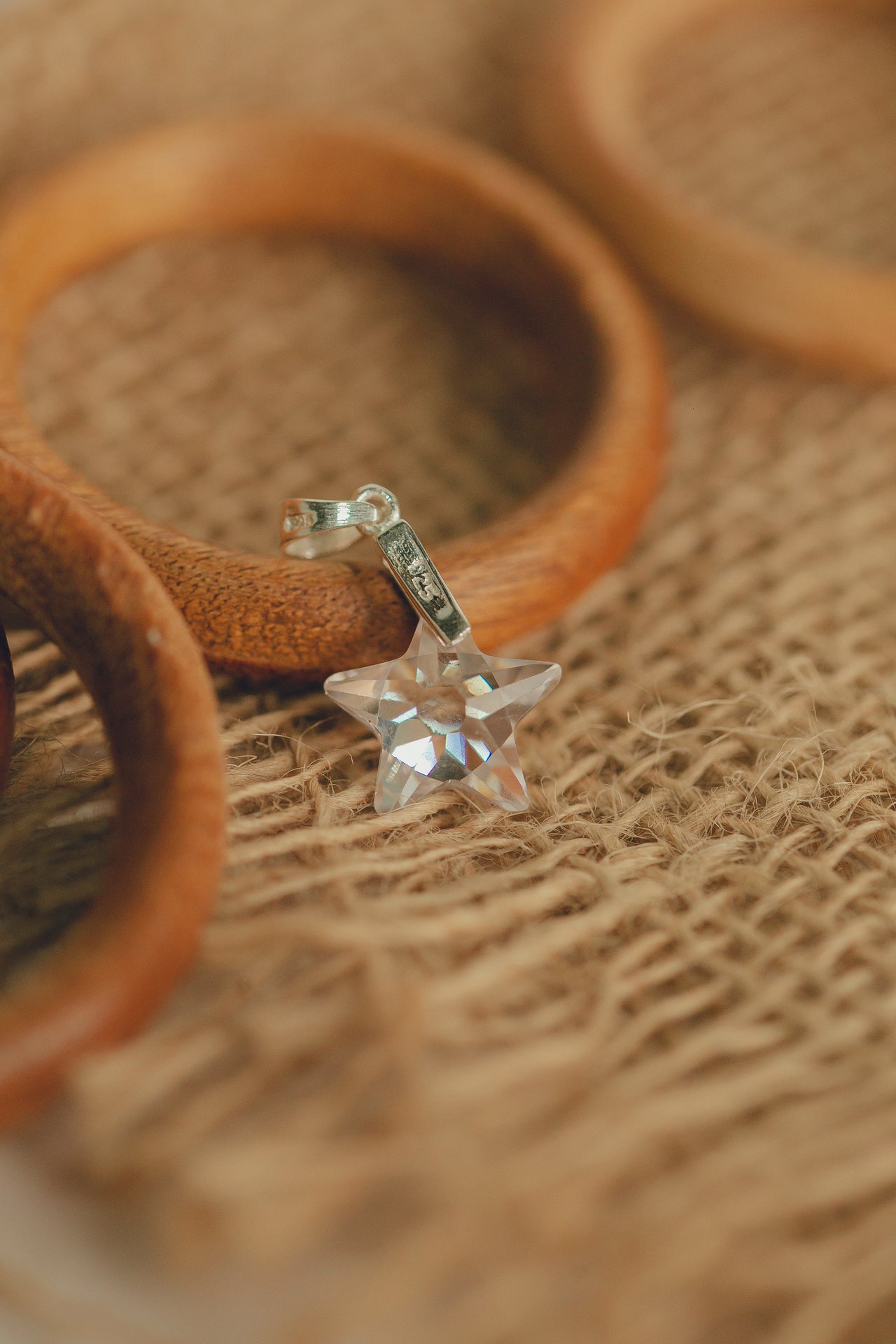 PINGENTE DE PRATA ESTRELA CRISTAL