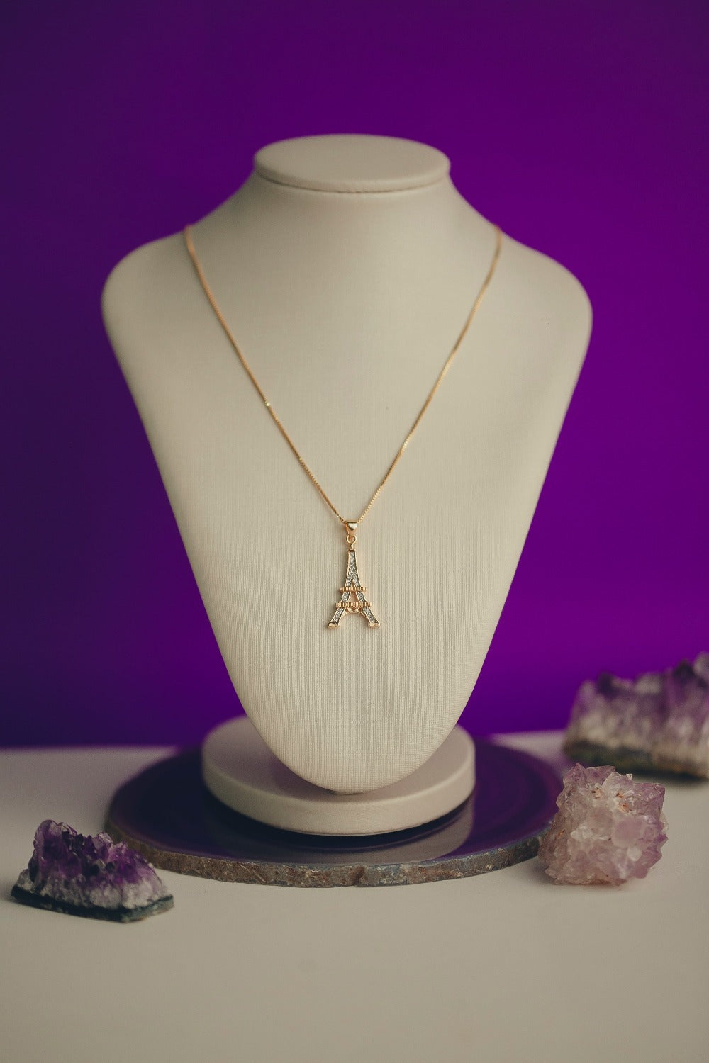 COLAR COM TORRE EIFFEL FOLHEADO A OURO 18K