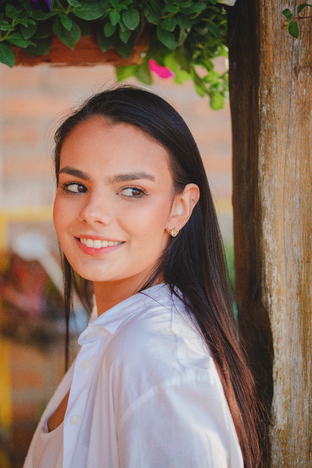 BRINCO GEOMETRICO COM ZIRCONIA FOLHEADO A OURO 18K