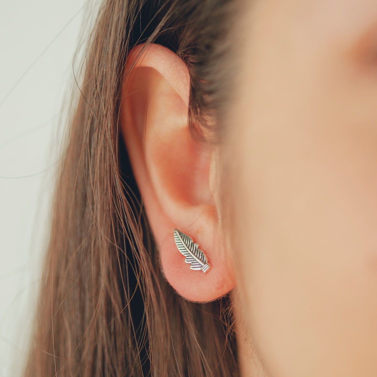 BRINCO DE PRATA ENVELHECIDA EAR CUFF FORMATO FOLHA
