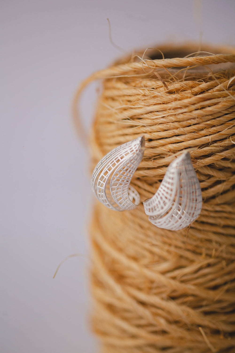 BRINCO DE PRATA 925 GOTA VAZADA