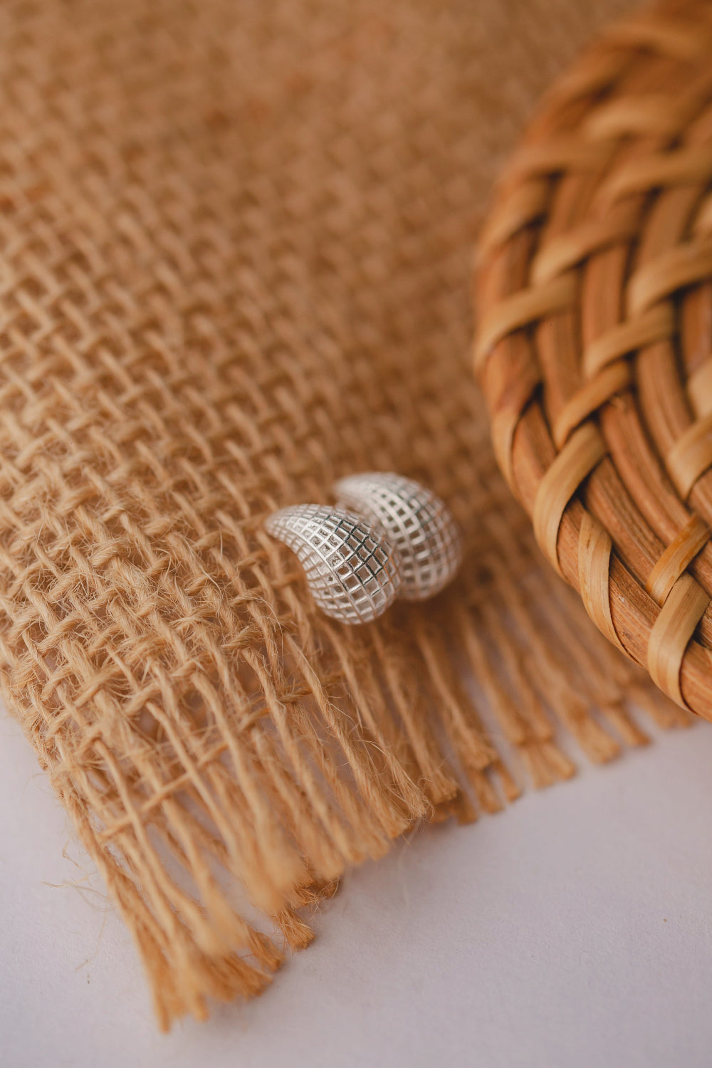 BRINCO DE PRATA 925 GOTA VAZADA MEDIA