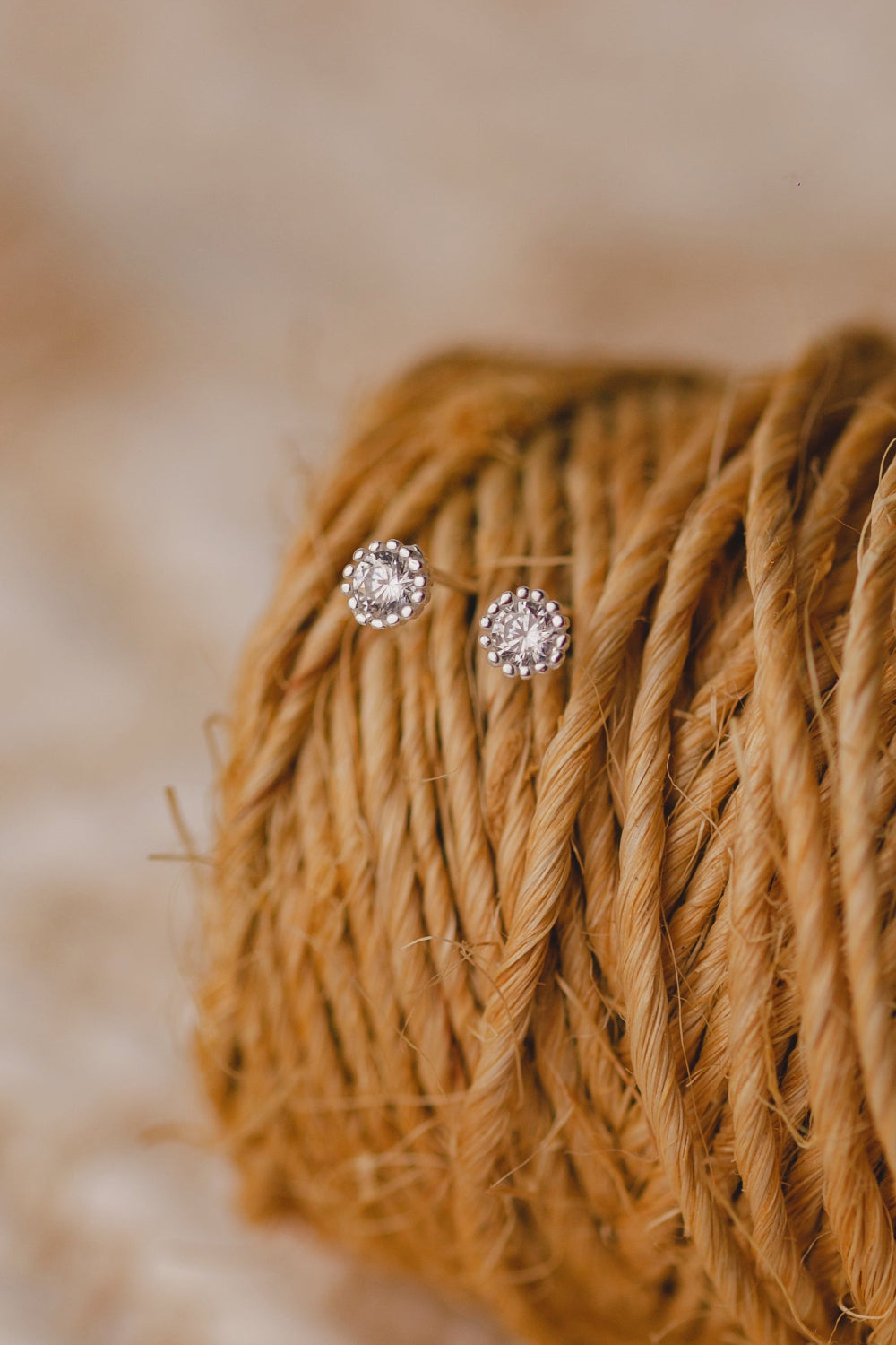 BRINCO DE PRATA 925 PONTO DE LUZ