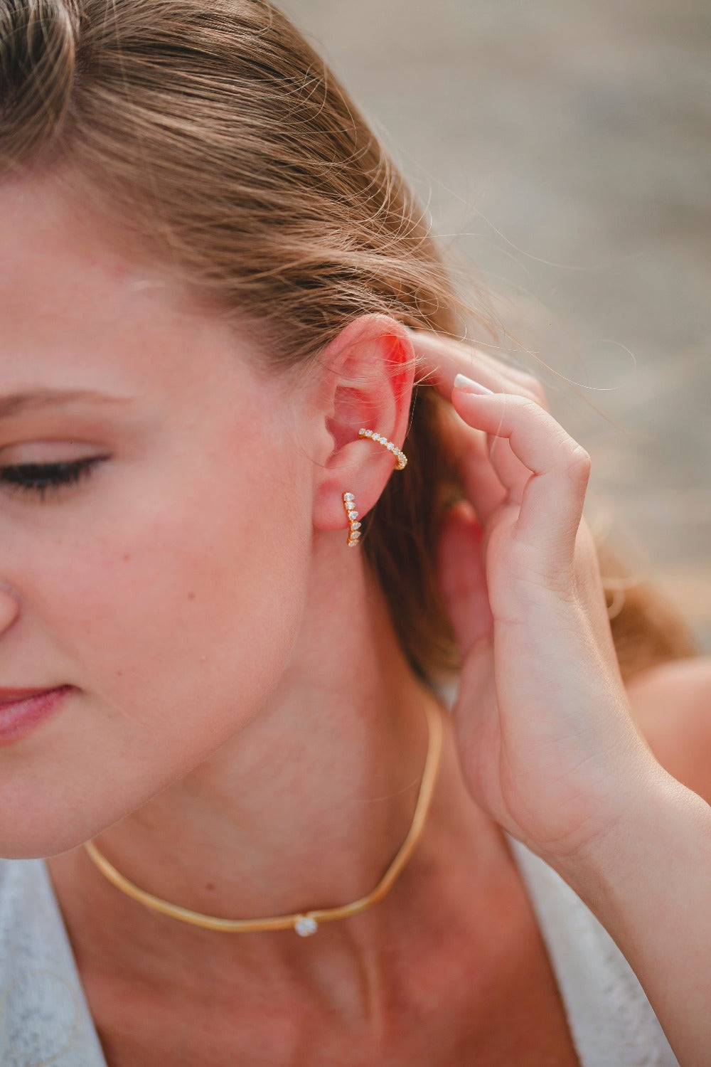 BRINCO DE MINI ZIRCONIA FOLHEADO A OURO 18K