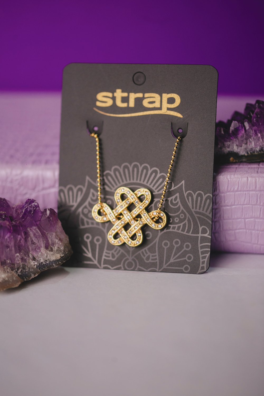 COLAR TRANÇADO FOLHEADO A OURO 18K